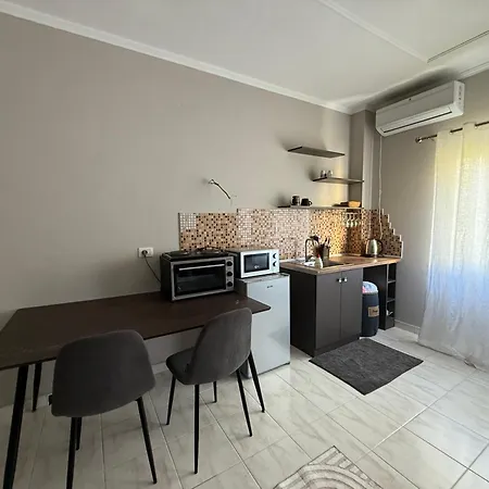 Koa 1 * Κορυτσά